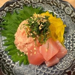 鮪トロたく大葉巻き