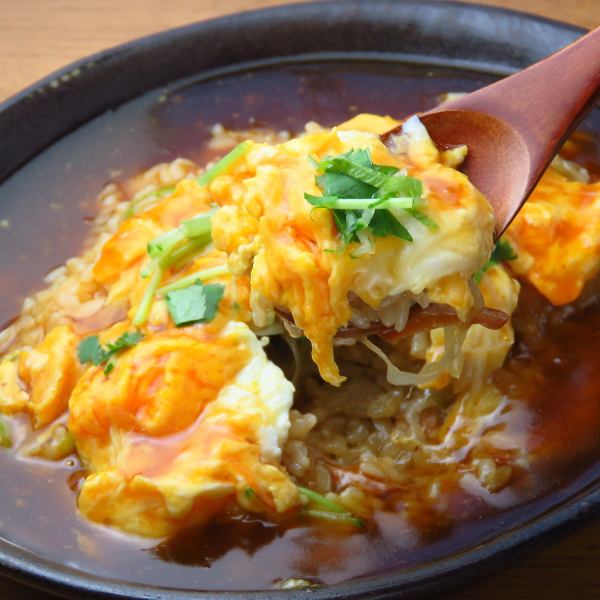 [Very popular at our store] Braised pork omelette fried rice