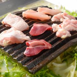 STEP1) Bake chicken on an iron plate.