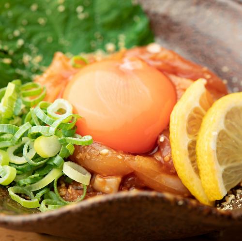 大分県産地鶏　冠地どり　ユッケ