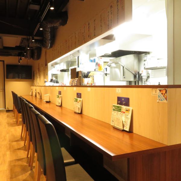 카운터 석을 준비하고 있습니다! 1 명으로부터라도 부담없이 이용하십시오 ★