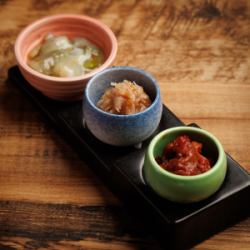Assortment of 3 types of snacks (Takowasa, Ume Suisho, Sakura Yukhoe)