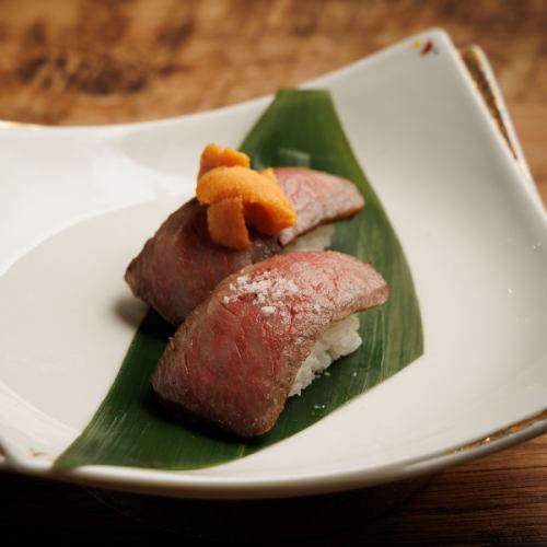 極上肉寿司 和牛リブロース(二貫)
