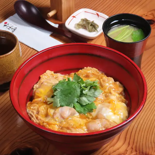 【◇コンテスト銀賞◇】ふわふわ卵と特製割下の最強コラボ！親子丼