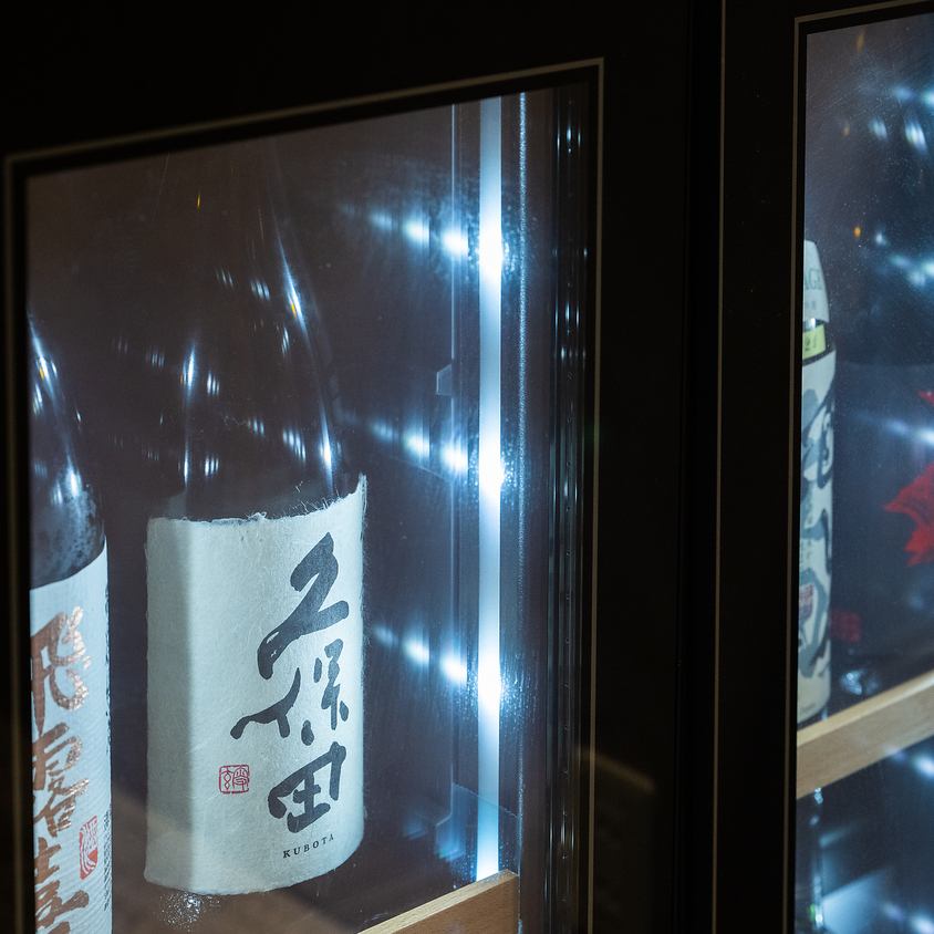 こだわりの一品料理は昼のみのおつまみにもおすすめです。