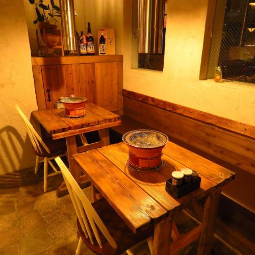 [2 people table seat] Western style space like a cafe