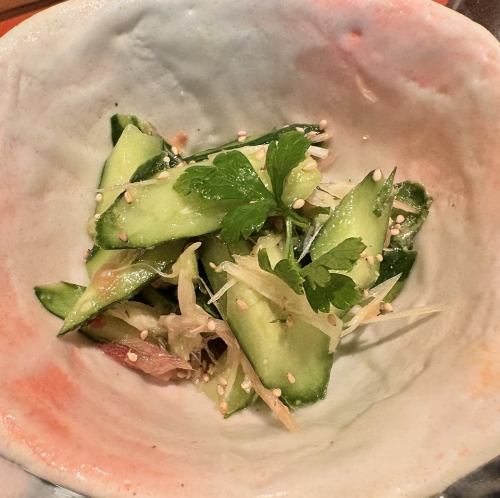 胡瓜梅しそゴマサラダ