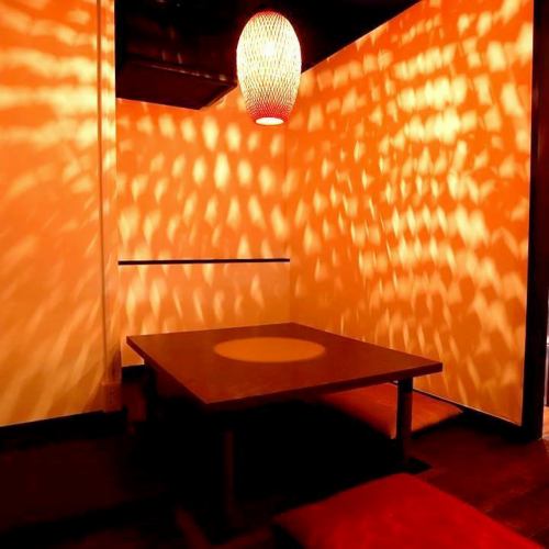 For a small number of customers who want to have fun drinking with good friends.The table seats are horigotatsu, so you can stretch your legs and sit comfortably.After work, company drinking parties, girls' night out, birthdays. You can use it in various scenes such as anniversaries!