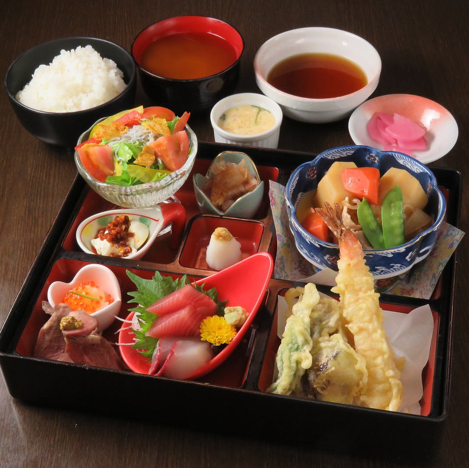 限定のランチを始めました！