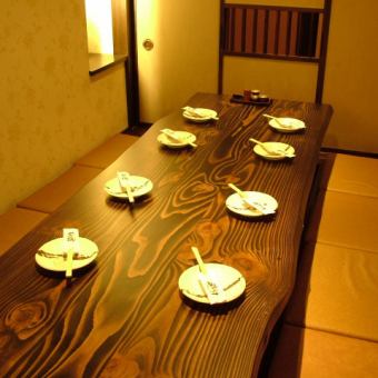新設された8名様個室、詰めていただくことになりますが10名まで収容可能
