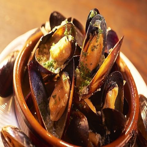 Mussels white wine steamed