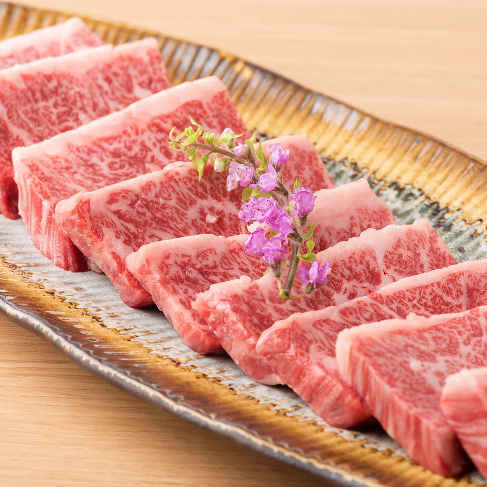 神戸ビーフや鹿児島和牛等、こだわり手切りの焼肉をぜひ当店で♪