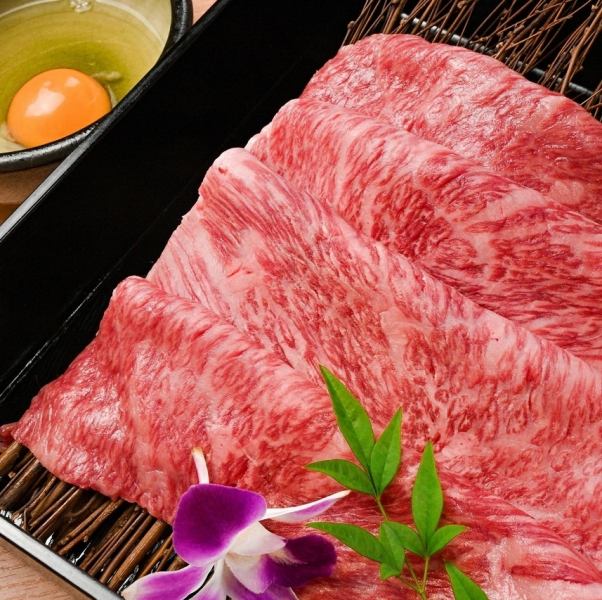 【とろける極上肉の贅沢卵絡め】炙りトロ焼すき1,664円（税込1,848円）