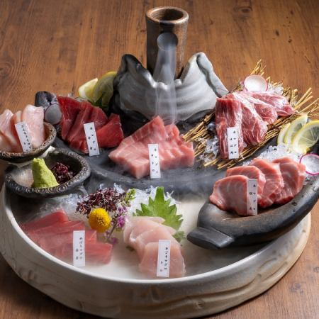 Enjoy the finest tuna and sake carefully selected by a sake sommelier!