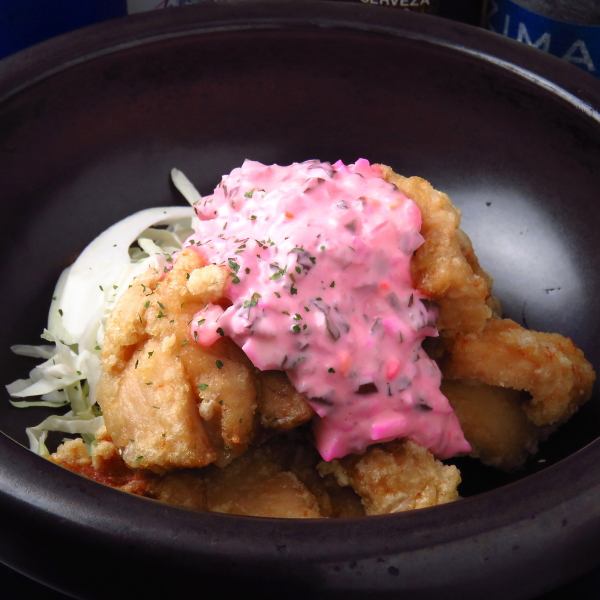 Deep-fried chicken using EVO's special PINK tartar ♪