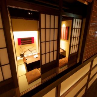 ■私人下沉式被炉座位【惊喜/约会/生日/纪念日/沙发座位/情侣座位/私人房间/完全私人房间/阁楼座位/情侣/荣居酒屋/公司聚会】