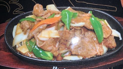 牛肉の鉄板焼き
