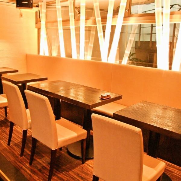 Elegant and calm appearance.We can handle any occasion from small groups to banquets.All seats are spacious, so please relax ♪ In addition, the store is equipped with a high-performance ventilation facility "Rosnai".Keeps clean air at all times ◎