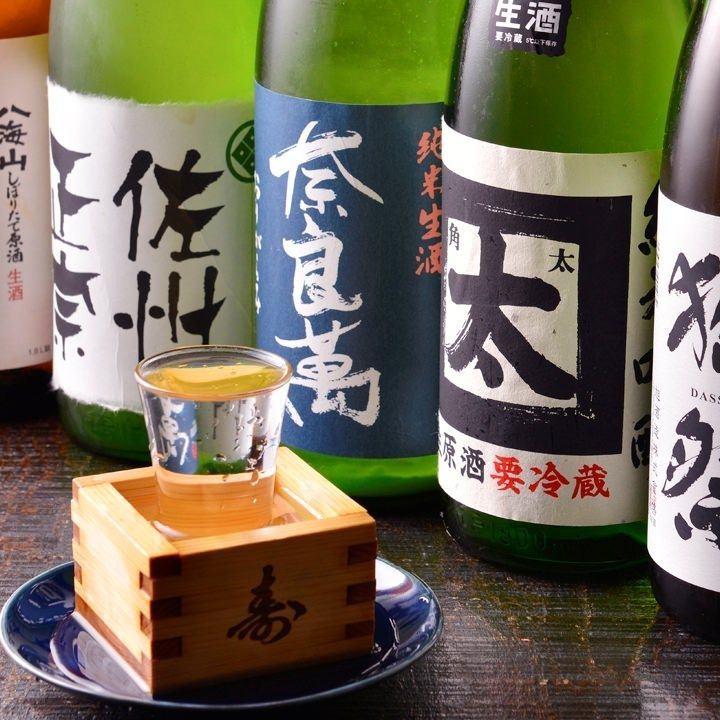 我們提供各種各樣的飲品，從生啤酒和科羅娜啤酒到正宗的燒酒和清酒！