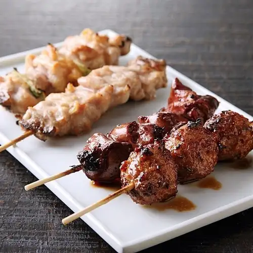 信玄鶏を炭火で焼いた焼鳥
