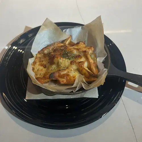 濃厚チーズプーティン