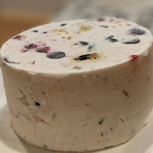 ドライフルーツとナッツのセミフレッド