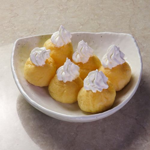 ロシアンシュークリーム