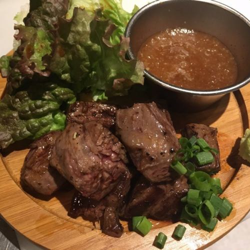 Beef sagari dice steak