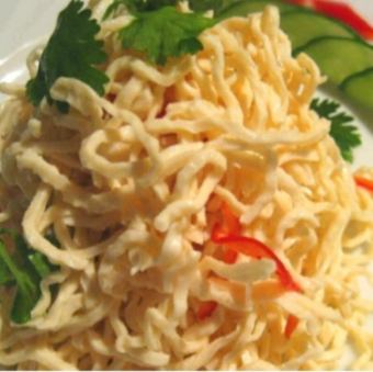 干豆腐の千切りの前菜/凉拌豆腐干絲