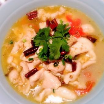 鶏肉の酸菜スープ煮/酸菜鶏片