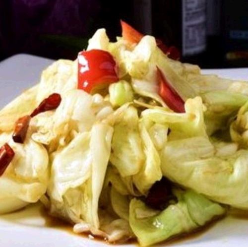 キャベツの黒酢炒め/手撕包菜