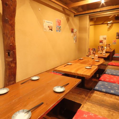 Fully equipped with private rooms! 3 minutes walk from Tenjin Station South Exit.Smoking is allowed!