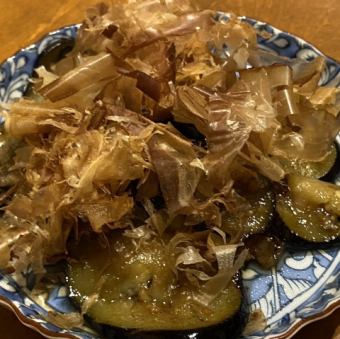 Eggplant fried with ginger