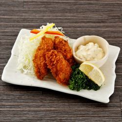 Fried oysters with special tartar sauce