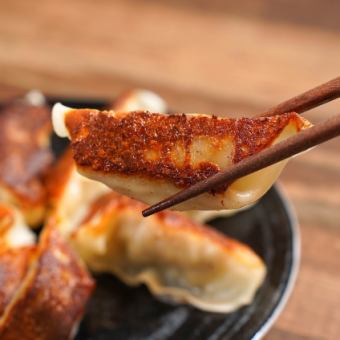 [New plan] All-you-can-eat and drink over 150 types, including special gyoza (weekdays only), relaxed 3 hours 4,500 yen → 3,480 yen *Annotations included