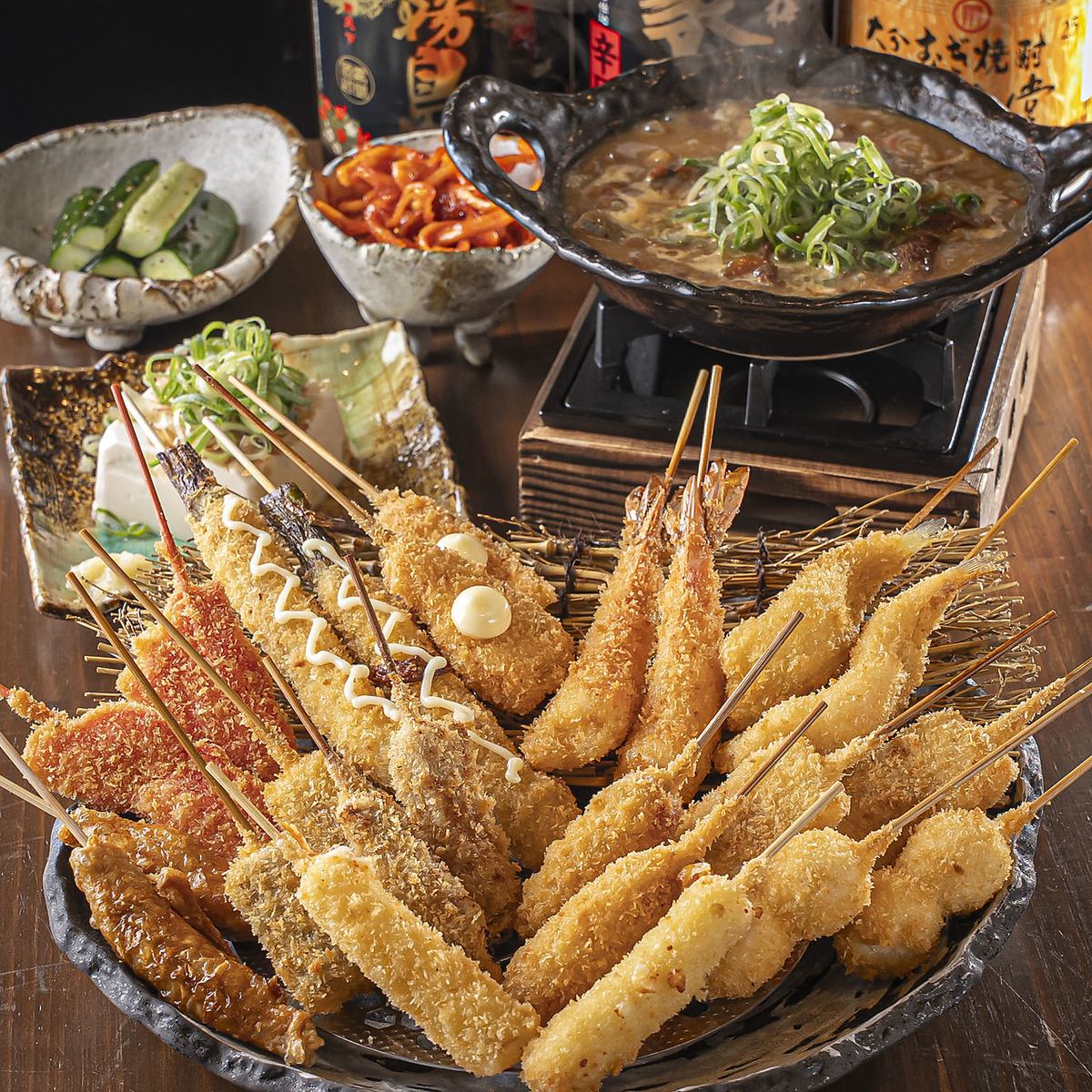 阪神一色！阪神ファンが集まる当店では、串カツや旬の魚、土手焼きなど楽しめます◎