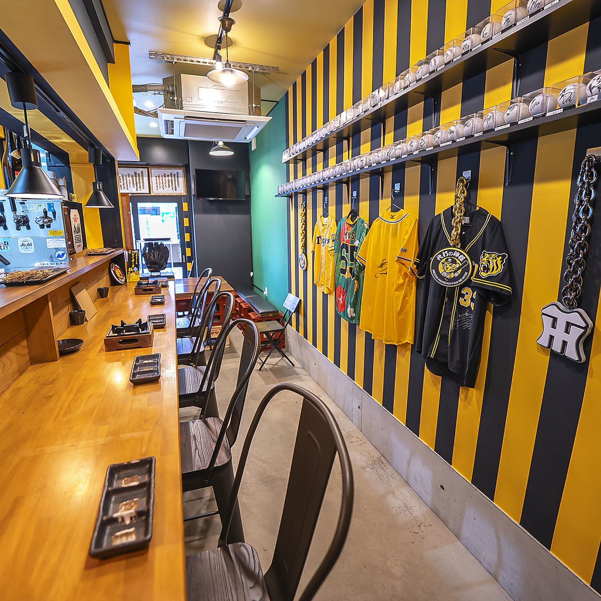 仕事終わりに阪神戦を観ながら楽しく乾杯！！