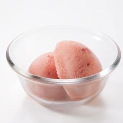 잘 익은 딸기 셔벗