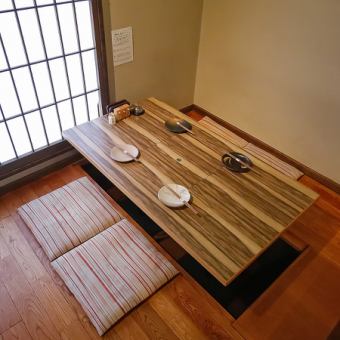 [Small private room on the second floor] Available for 5 people or more.It's also perfect for girls' nights out or dates.