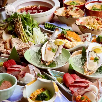 [November Only] 8 dishes including Miura Farm's celery hot pot and fresh oysters in the shell, plus 2 hours of all-you-can-drink for ¥7000 → ¥6500