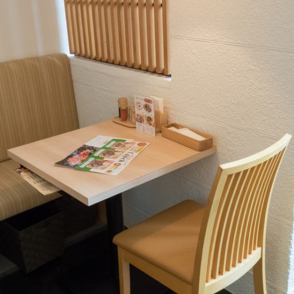 2 minutes on foot from JR Akihabara Station Denkigai Exit! Private banquets are available for 30 to 40 people! We also have table seats and semi-private rooms ideal for various banquets.Please feel free to contact us ♪