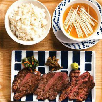 Extra-thick Marbled Toro Beef Tan Grilled Set Meal 6 Cuts