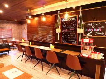 カウンター席をご用意してます。