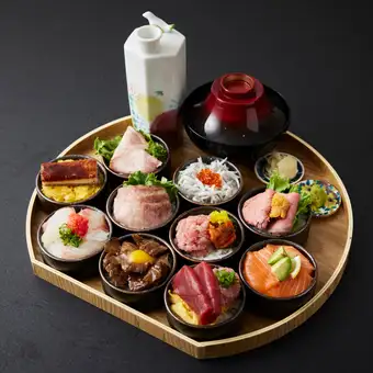 【完全予約制】ご褒美ランチ★肉と魚 おちょこ丼  10種セット