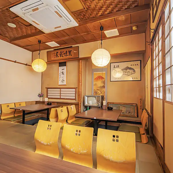 【三ノ宮高架下市場】はなれでは掘り炬燵個室や完全個室をご用意！よりプライベートを重視されたい方に！