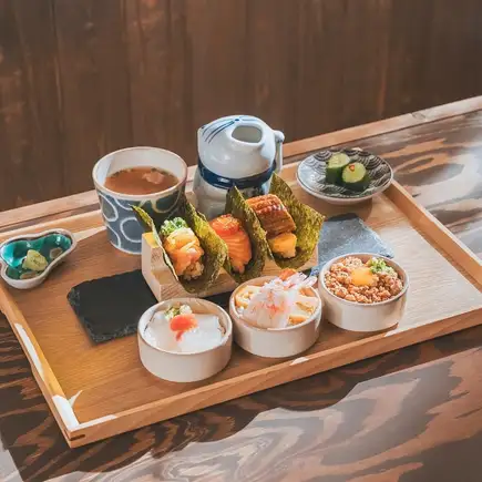 【需预约】奖励午餐★小碗清酒&6种手工寿司套餐