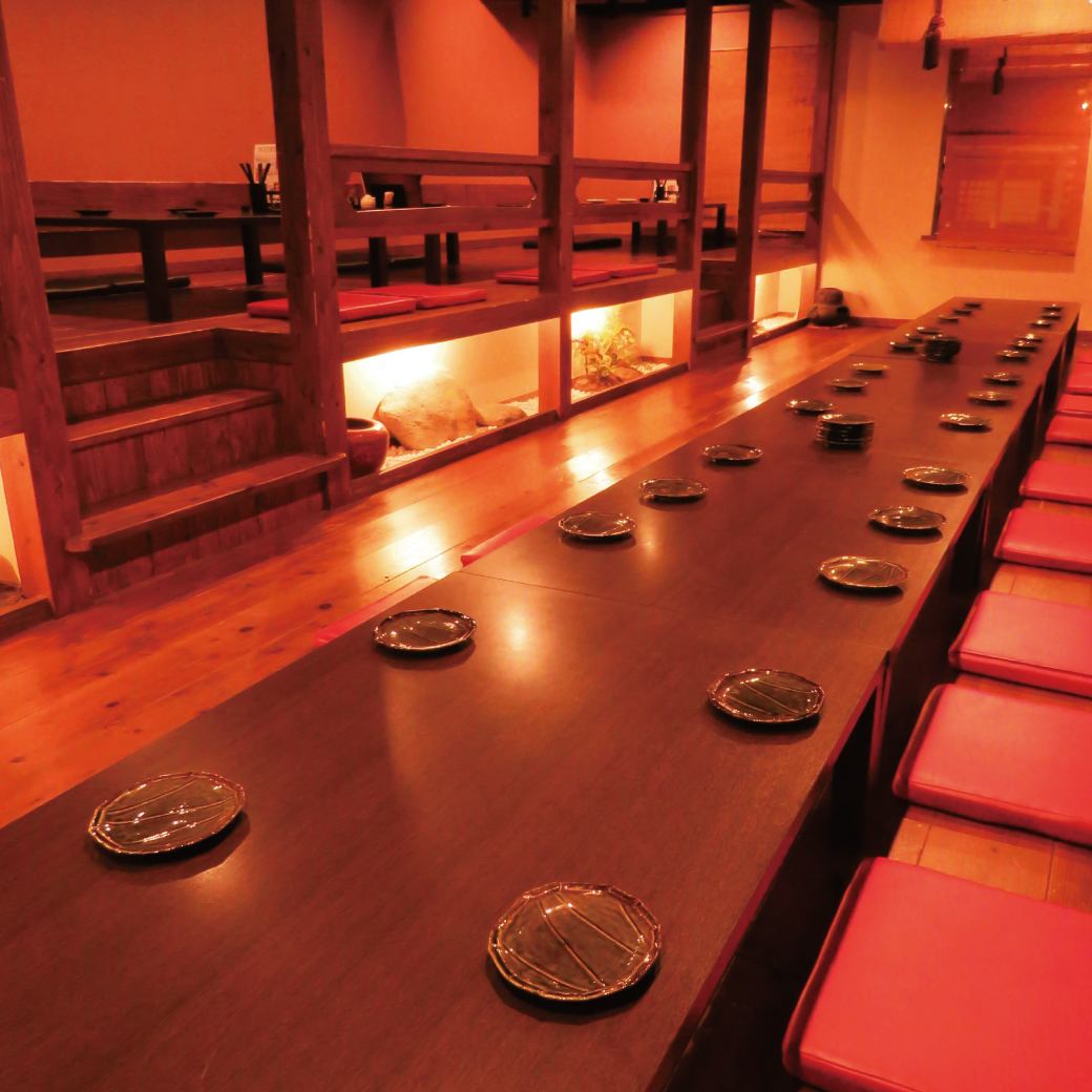 32名様宴席・京都の川床のようなロフトのある空間が広がる３F席