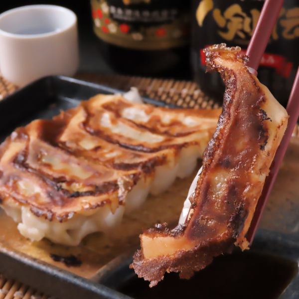 【素材のこだわり】八剣伝ギョーザ◆国産野菜100%と鶏肉を使用したニンニクなしの餃子
