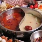 Two-color hotpot for 2 people