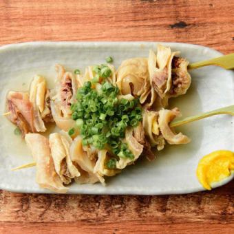 牛すじおでん串（2本）